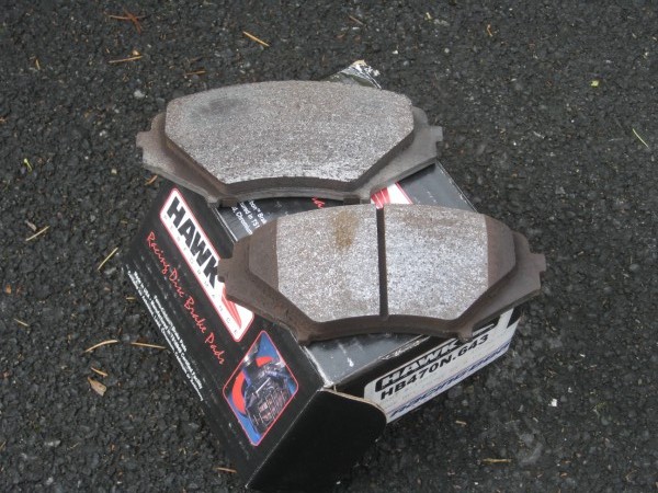 les palquettes avants HP+ et HPS (celle avec le moins de surface de contact) a usure égale