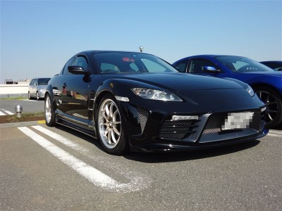 p2 (1).jpg (77.69 Kio) Consulté 2179 fois vu du pare choc avant et bas de caisse