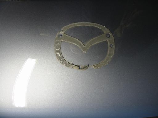 sans sigle Mazda.JPG