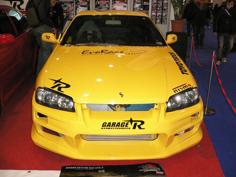 voici la fameuse skyline de la miss AudreyS2000, drifteuse confirmée !!
<br />
<br />girls power !!!!