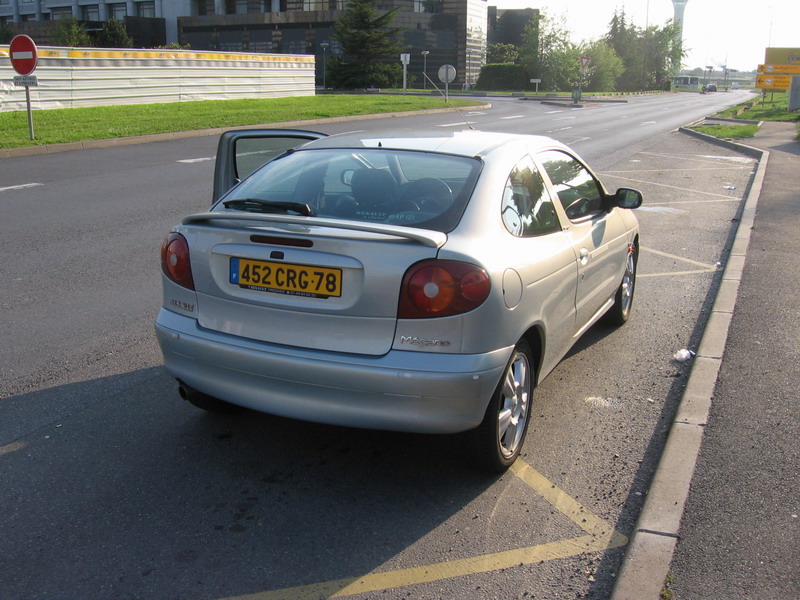 Megane210520074.jpg