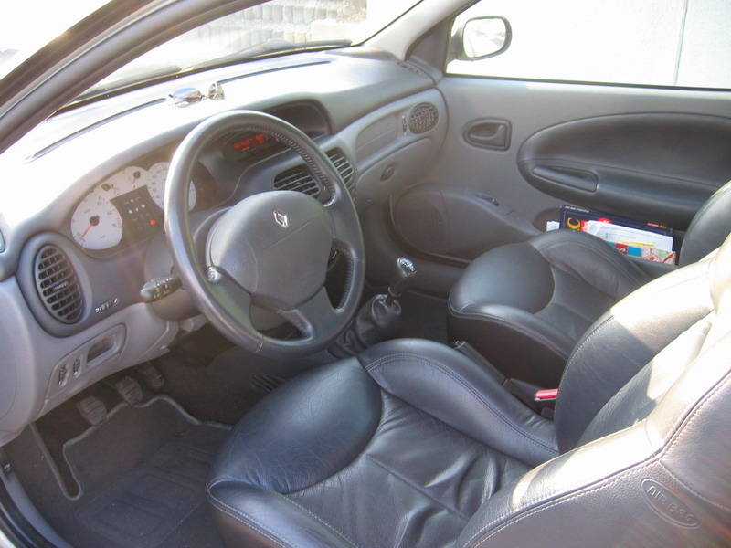 Megane210520072.jpg