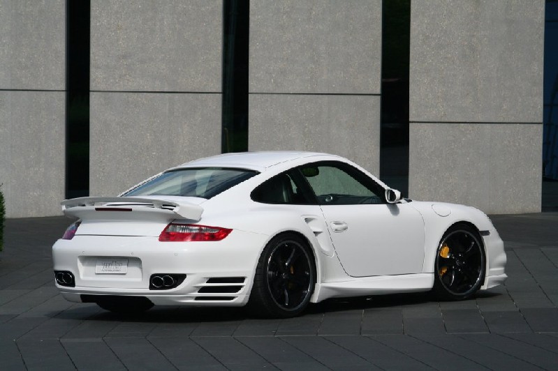 Techart_Porsche_911_Turbo_997_weiss_5.jpg