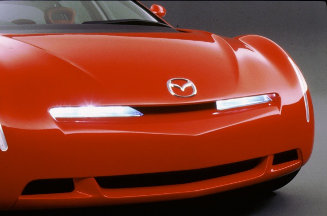 1999_mazda_RX_evolv_concept_02_m.jpg