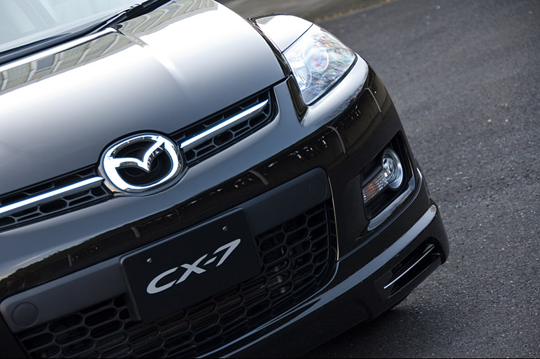 Mazda_CX7_03.jpg