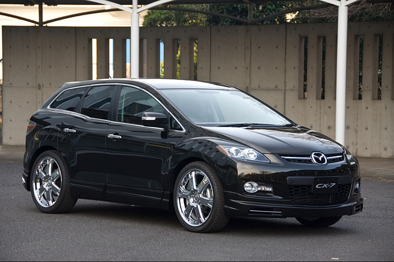 Mazda_CX7_01.jpg