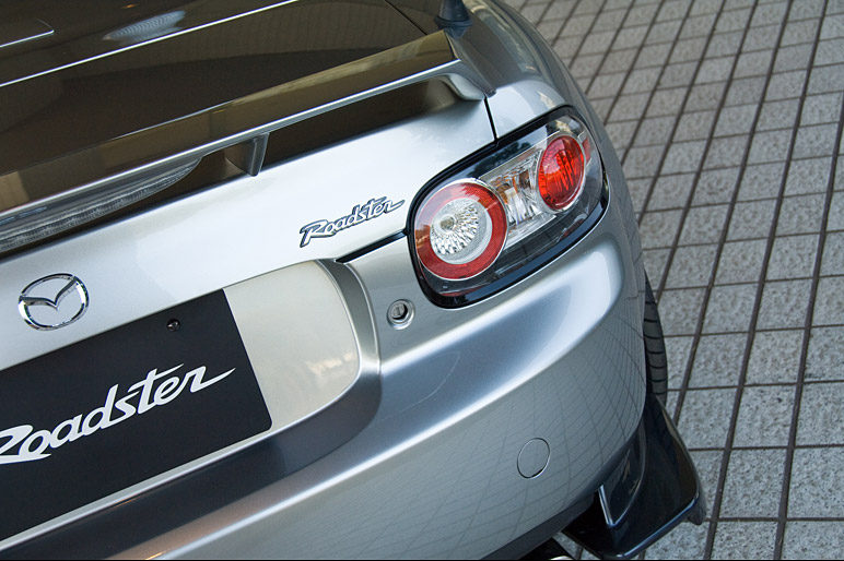 Mazda-MX5_09.jpg