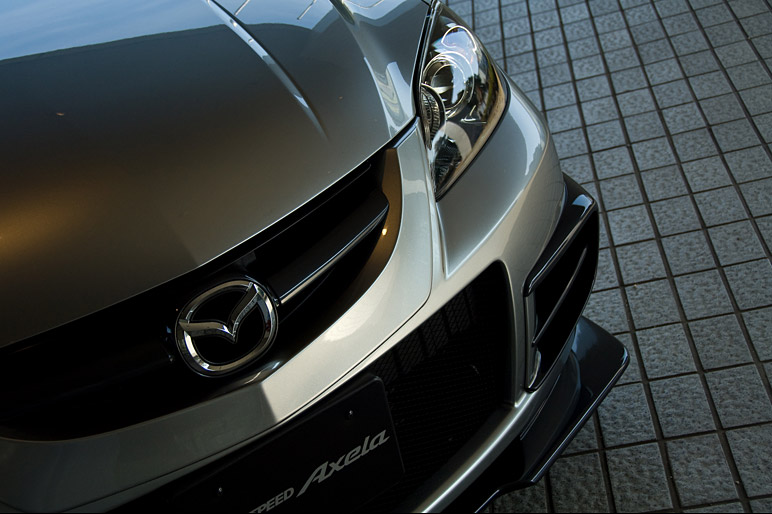 Mazda_3_04.jpg
