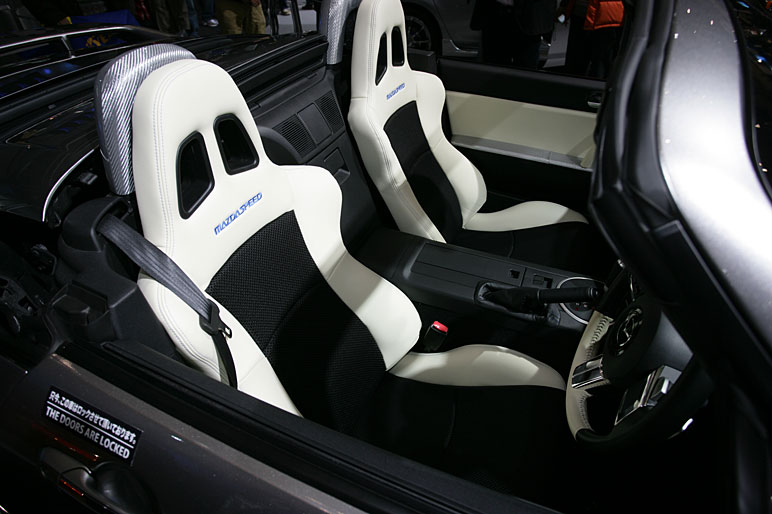 Mazda-MX5_35.jpg