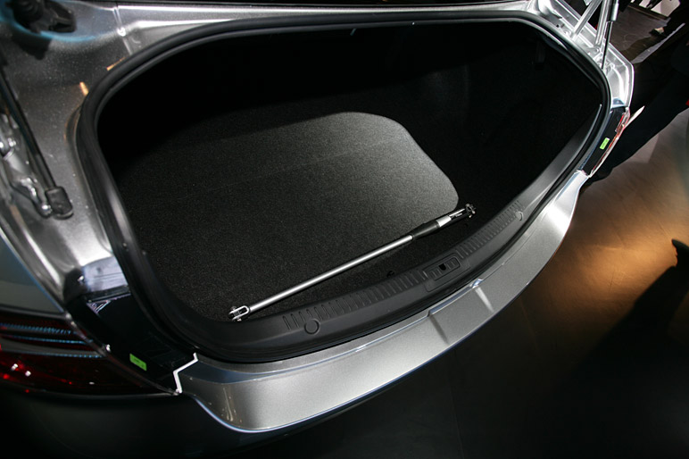 Mazda6_MPS_Concept11.jpg