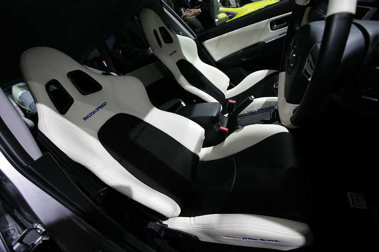 Mazda_3_37.jpg