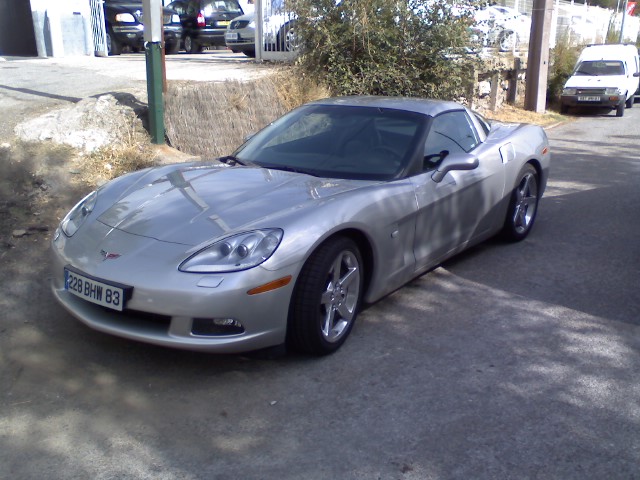corvettec6.jpg