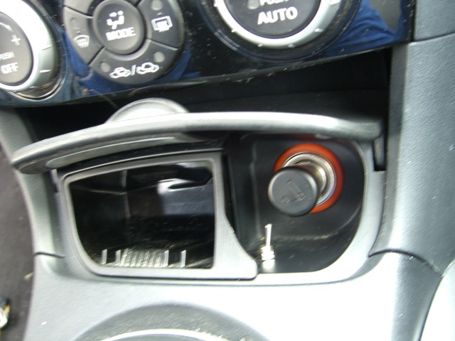 bouton voiture 002.JPG