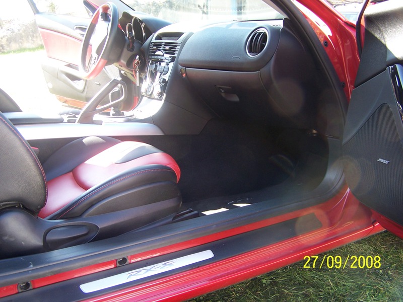Rx8 Int 2.JPG