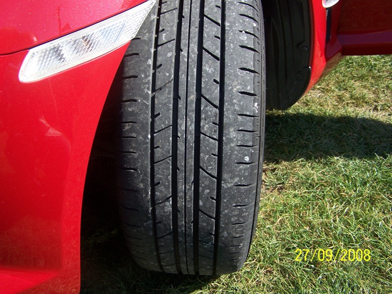 Rx8 Pneu Av.JPG
