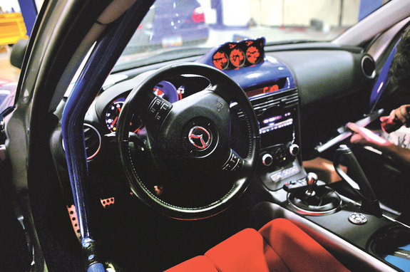 21837590012_large.jpg