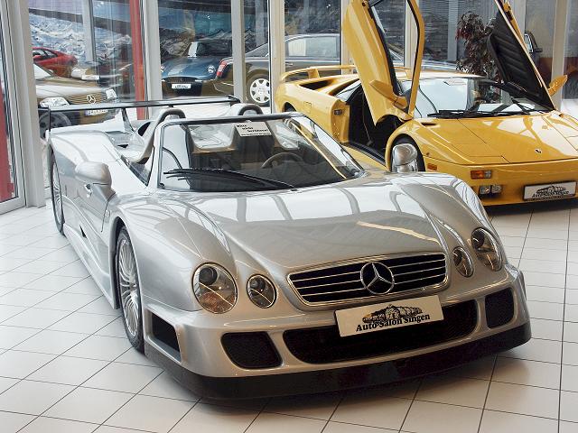 Mercedes_CLK_GTR_Roadster_silver[1].jpg
