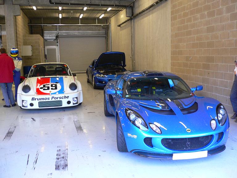 le garage de la mort :))))))))))))))