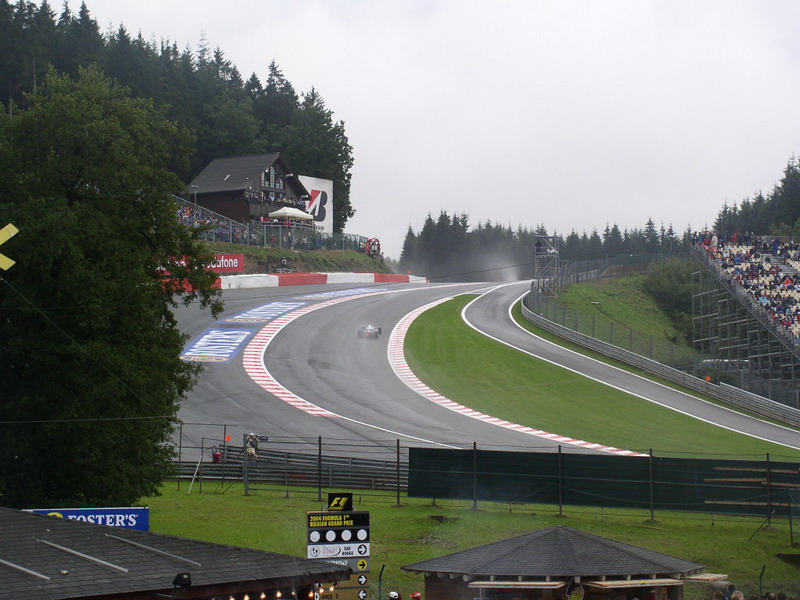 Petite vue du Raidillon de L'eau Rouge a Spa