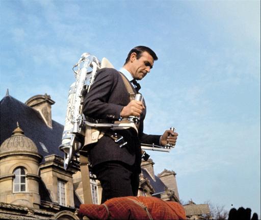 19_30_jet-pack-thunderball-1965-sean-connery[1].jpg