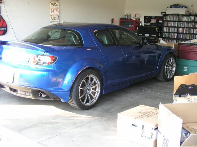 advansrx8001.jpg