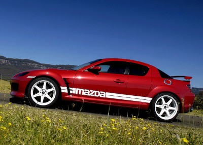 RX-8 Rouge branc.jpg