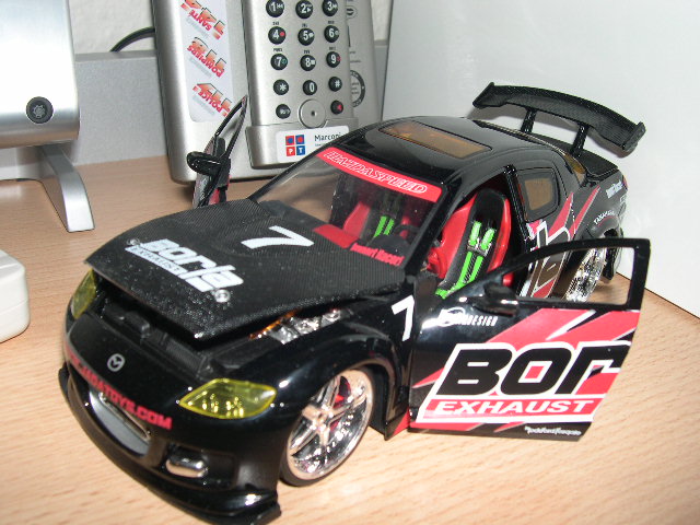 Miniature 001.jpg