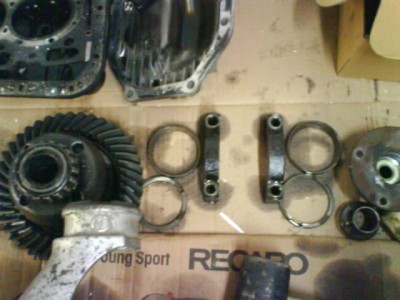 DSC00753.JPG (52.82 Kio) Consulté 7995 fois l'intérieur de la bête (manque le pignon)