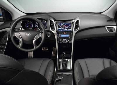 2013-Hyundai-i30-Interior-Picture.jpg