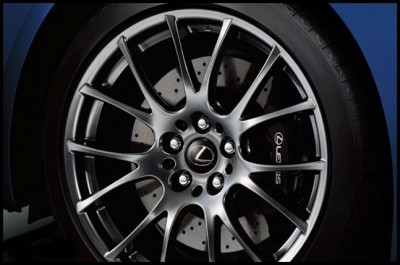 Lexus-ISF-jantes-BBS-19-pouces-2012.jpg
