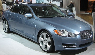 800px-2009_Jaguar_XF_DC.JPG
