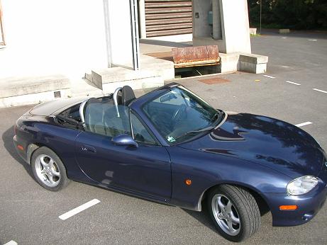 A m.... la voiture c'est celle d'avant...